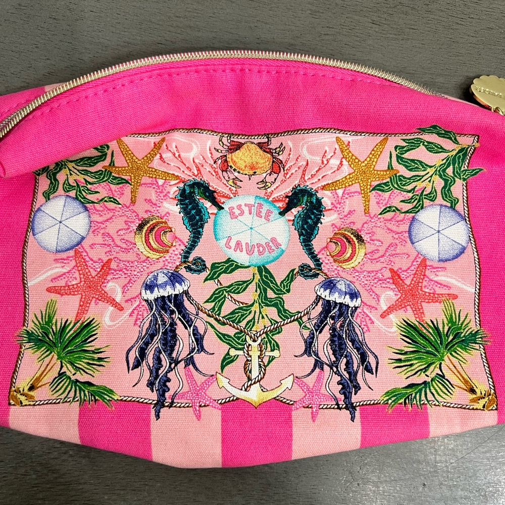 Estee Lauder NWOT Sea-Themed makeup bag
